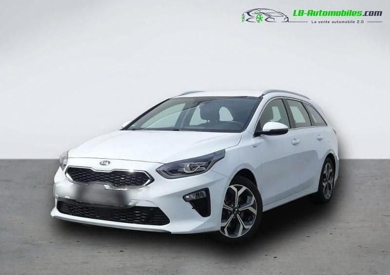Utilisé 2020 Kia Ceed Berline | 21 400 € (Prix juste) - Image 1/4