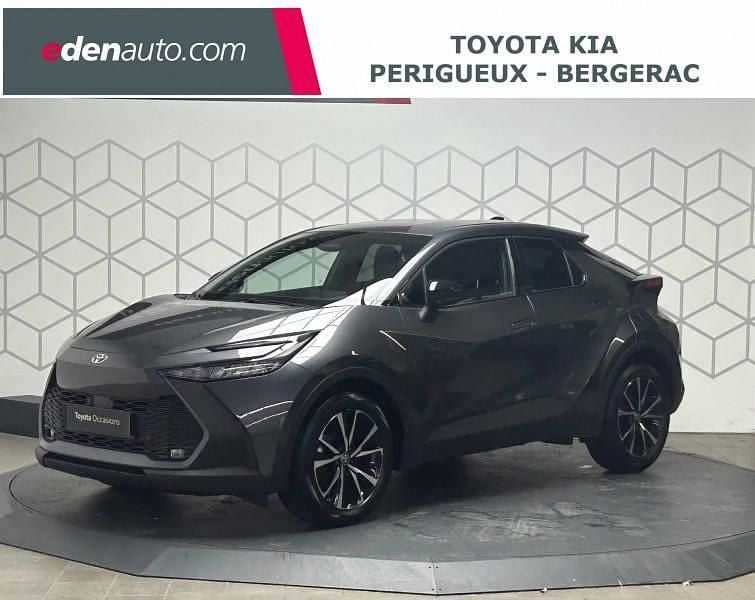 Utilisé 2024 Toyota C-HR Design SUV | 28 990 € - Image 1/4