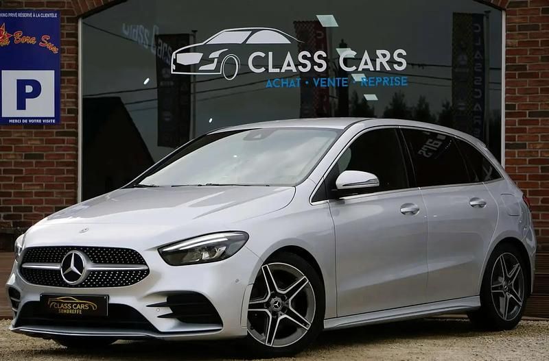 Gris Utilisé 2020 Mercedes B180 AMG line Monospace | 20 990 € (Bon prix) - Image 1/4