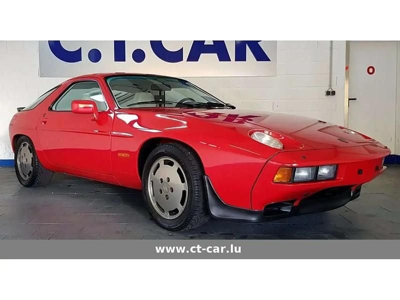 Rouge Occasion 1982 Porsche 928 Coupé | 60 000 € - Image 1/4