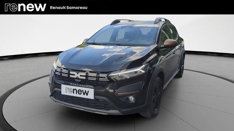 Noir Utilisé 2025 Dacia Sandero Extreme Citadine | 17 500 € (Prix juste) - Image 1/4