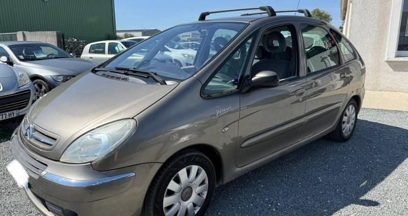 Utilisé 2008 Citroën Xsara Picasso Monospace | 2 990 € - Image 1/4