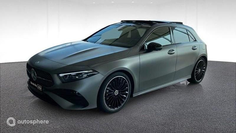 Gris Nouvelle 2025 Mercedes A200 AMG line Berline | 49 990 € - Image 1/4