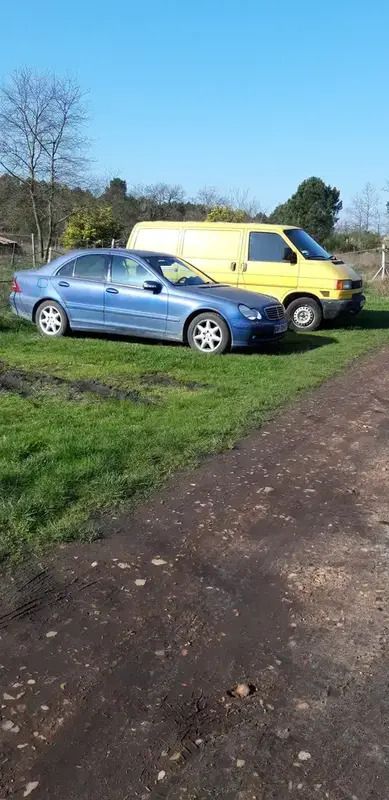 Bleu Utilisé 2001 Mercedes C270 Berline | 2 500 € - Image 1/4