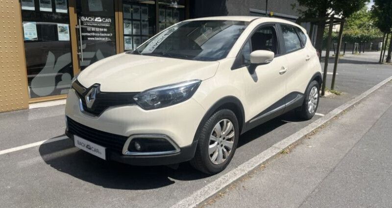 Utilisé 2014 Renault Captur Life SUV | 9 490 € (Prix juste) - Image 1/4
