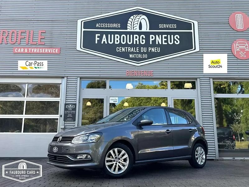 Argent Utilisé 2015 VW Polo Berline | 5 490 € - Image 1/4