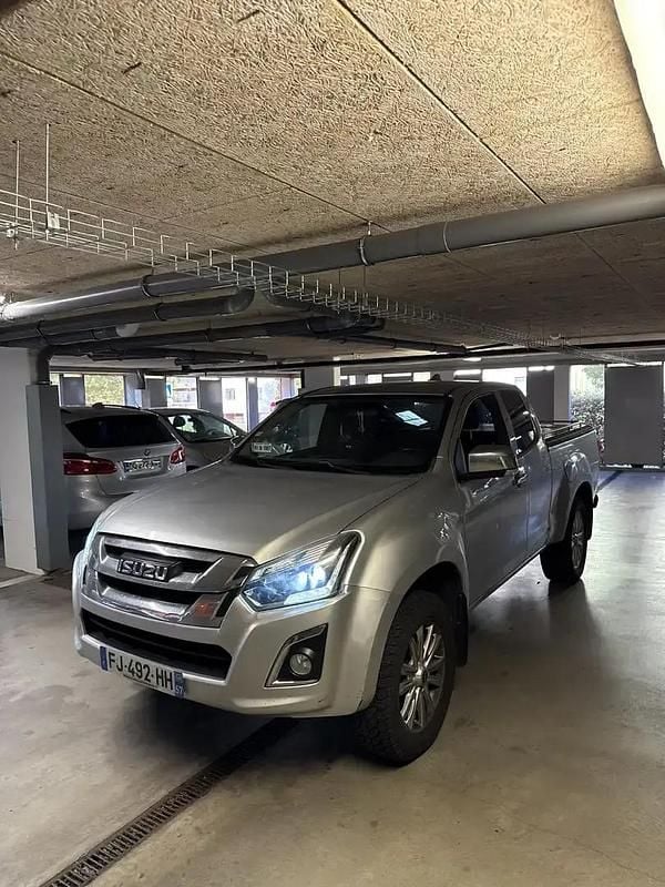 Utilisé 2020 Isuzu D-Max Pick-up | 18 900 € (Super prix) - Image 1/4