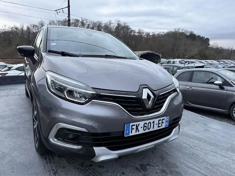 Gris Occasion 2019 Renault Captur Initiale Paris SUV | 11 990 € (Super prix) - Image 1/4