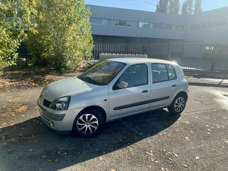 Renault Clio 2 phase 2 d'occasion à la vente