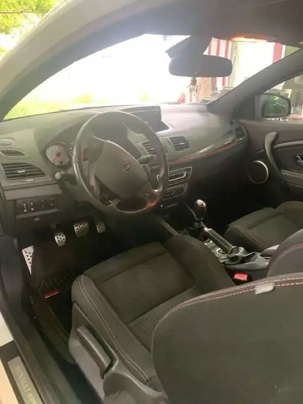 Utilisé 2016 Renault Mégane Coupé R.S. Coupé | 25 000 € - Image 1/4