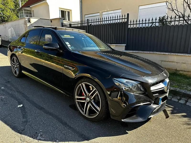 Utilisé 2017 Mercedes E63 AMG AMG Berline | 69 790 € (Super prix) - Image 1/4