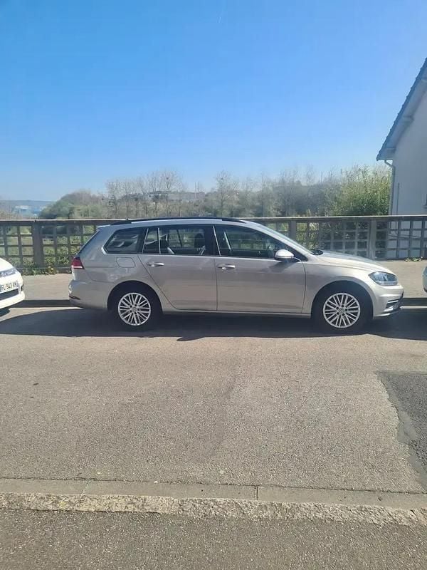 Occasion 2018 VW Golf VII Break | 12 000 € (Super prix) - Image 1/4