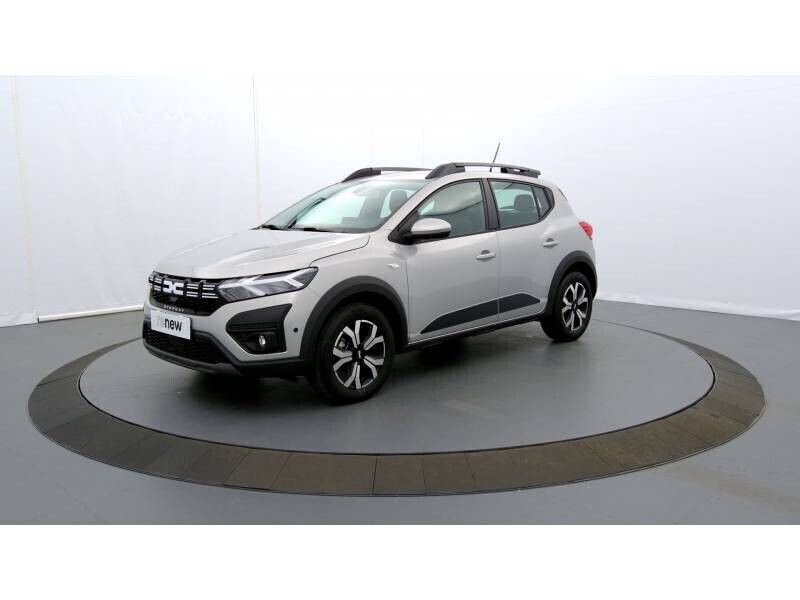 Utilisé 2024 Dacia Sandero Expression Citadine | 16 990 € (Prix assez cher) - Image 1/4