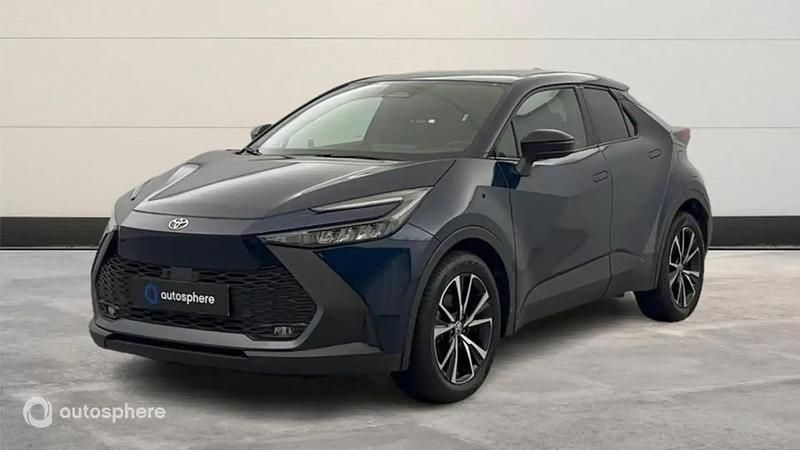 Utilisé 2024 Toyota C-HR Design SUV | 29 599 € - Image 1/4