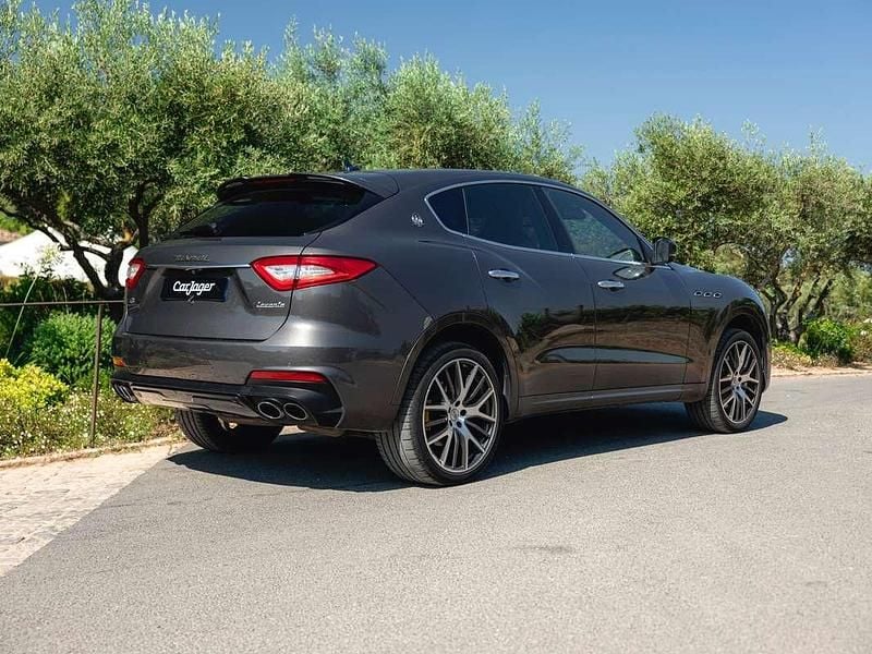 Occasion Maserati Levante 275 ch (202 kW) 2020 Gris SUV