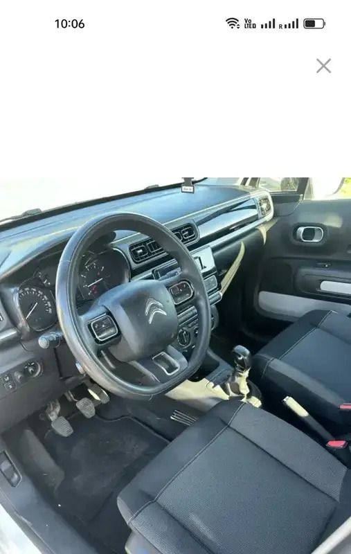 Image 2/4