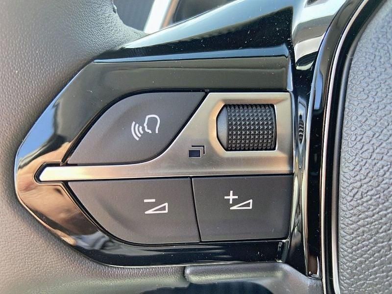 Nouvelle Peugeot 208 Allure 110 ch (80 kW) 2025 Noir perla nera Citadine