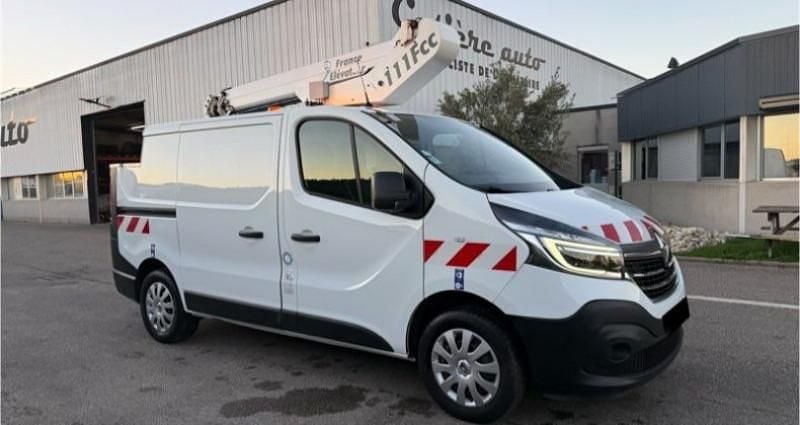Utilisé 2021 Renault Trafic Van | 18 990 € (Super prix) - Image 1/4
