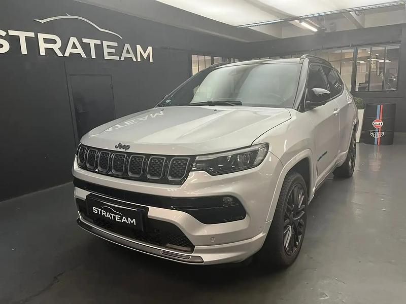 Gris Utilisé 2021 Jeep Compass SUV | 19 490 € (Super prix) - Image 1/4