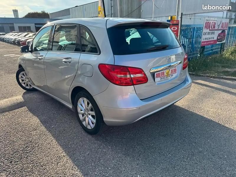 Occasion Mercedes B180 122 ch (89 kW) 2012 Gris Monospace
