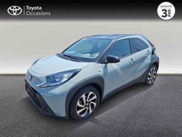 Vert Utilisé 2024 Toyota Aygo Design Citadine | 15 890 € (Prix juste) - Image 1/4