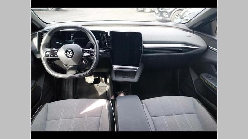 Gris Utilisé 2022 Renault Mégane Techno Berline | 26 990 € (Prix juste) - Image 1/3