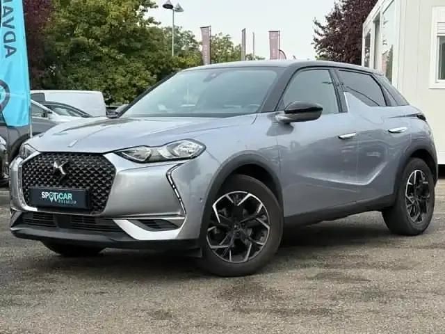 Gris artense (m) toit noir perla nera Occasion 2021 DS Automobiles DS3 Crossback Grand Chic SUV | 16 489 € (Bon prix) - Image 1/4