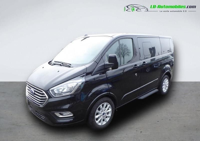 Utilisé 2023 Ford Tourneo | 48 200 € (Prix juste) - Image 1/4