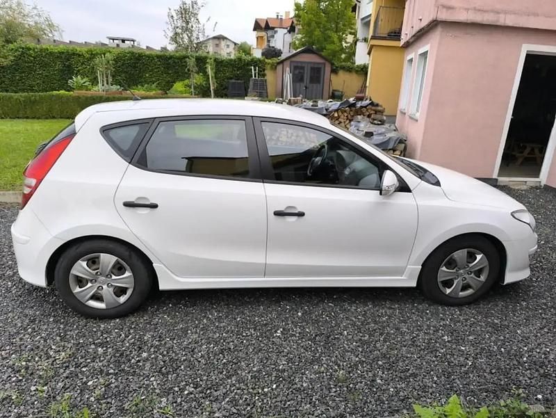 Utilisé 2007 Hyundai i30 Berline | 2 000 € - Image 1/4