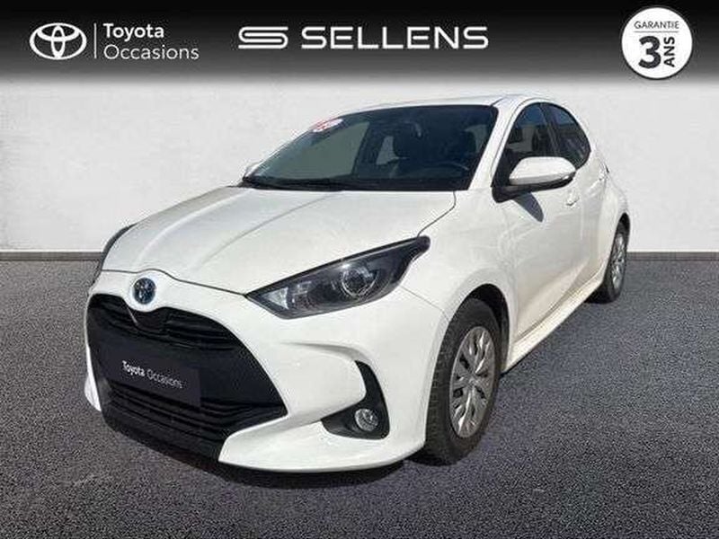Utilisé 2023 Toyota Yaris Hybrid Business Edition Berline | 17 990 € (Bon prix) - Image 1/1