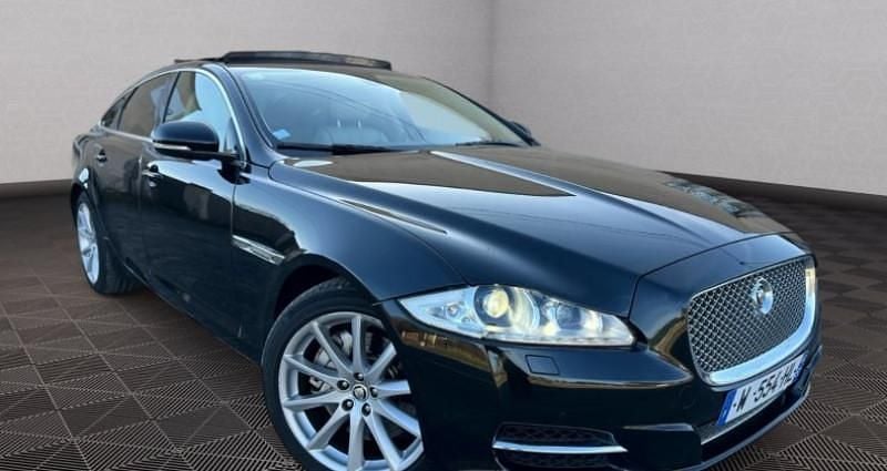 Occasion Jaguar XJ Luxury 275 ch (202 kW) 2010 Noir Berline