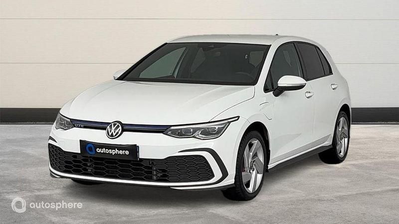 Blanc Utilisé 2021 VW Golf VIII GTE Berline | 28 999 € (Prix juste) - Image 1/4