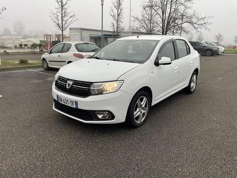 Occasion 2017 Dacia Logan Lauréate Berline | 4 000 € - Image 1/4