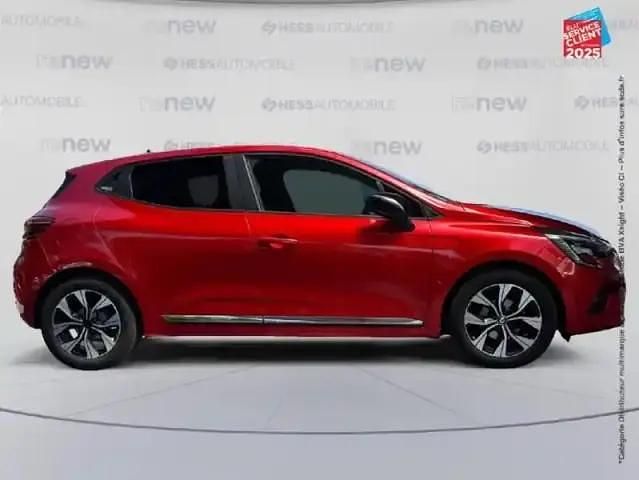 Occasion Renault Clio V Evolution 2024 Rouge flamme Berline