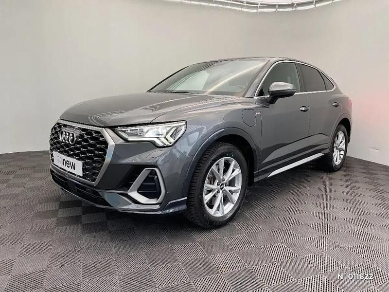 Gris Occasion 2021 Audi Q3 S-Line SUV | 33 990 € (Prix juste) - Image 1/4