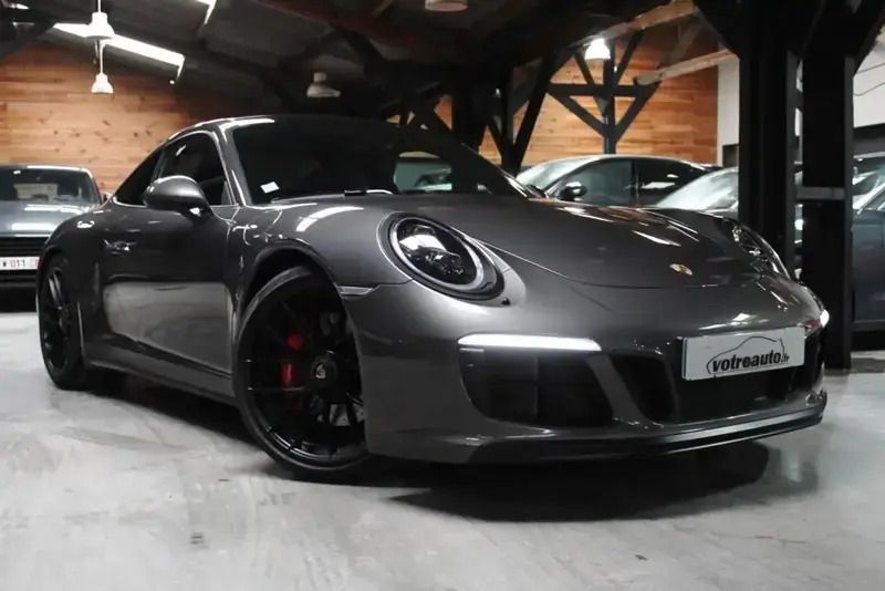 Gris Utilisé 2018 Porsche 911 Carrera 4 GTS Coupé | 129 800 € (Prix juste) - Image 1/4