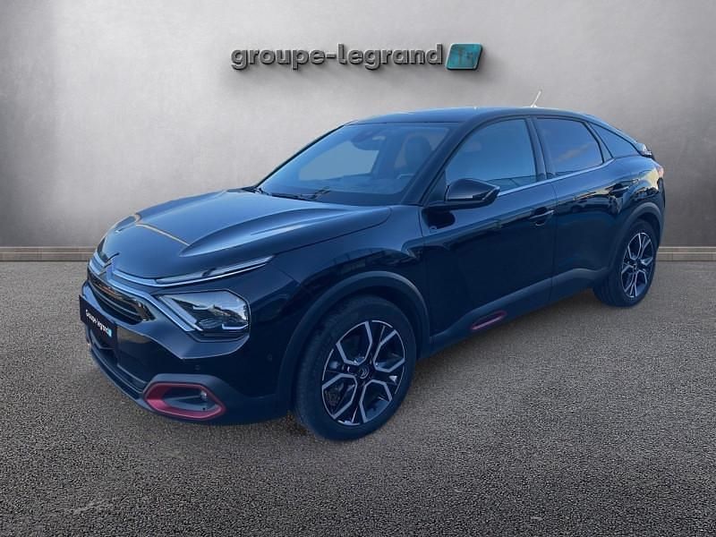 Utilisé 2022 Citroën e-C4 Shine Berline | 15 990 € (Super prix) - Image 1/4