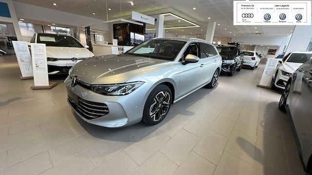 Argent Utilisé 2024 VW Passat Elegance Coupé | 42 990 € - Image 1/4
