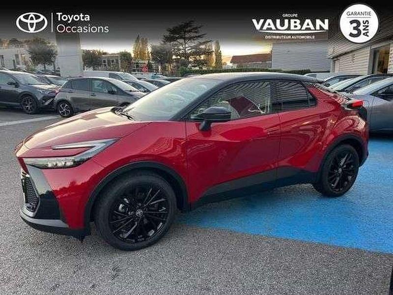 Utilisé 2025 Toyota C-HR Sport SUV | 38 990 € - Image 1/1