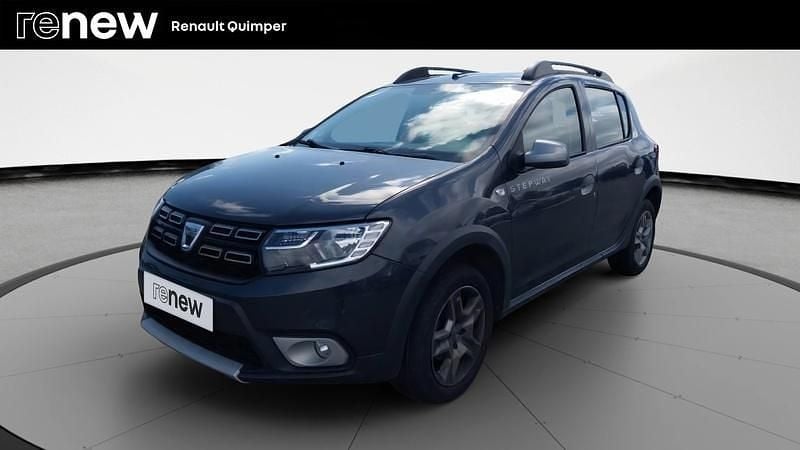 Gris Utilisé 2017 Dacia Sandero Stepway Citadine | 10 970 € (Bon prix) - Image 1/4