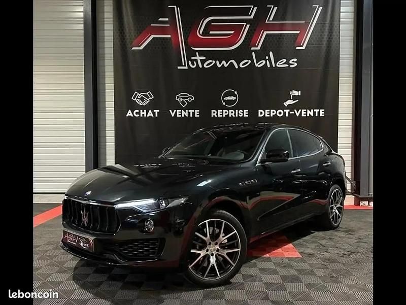 Noir Utilisé 2017 Maserati Levante SUV | 44 990 € (Prix juste) - Image 1/4