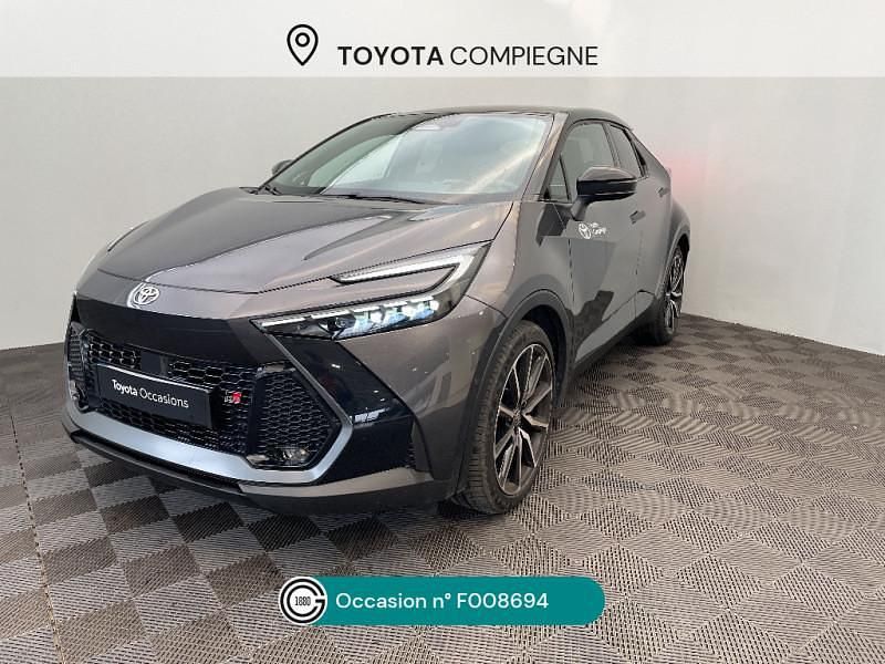 Utilisé 2025 Toyota C-HR Sport SUV | 42 990 € - Image 1/4