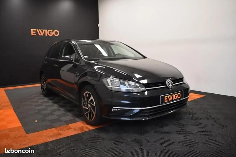 Noir Utilisé 2018 VW Golf VII Business Berline | 12 990 € (Prix assez cher) - Image 1/4