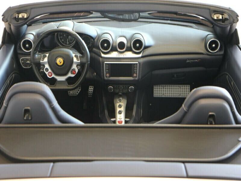 Image 2/4