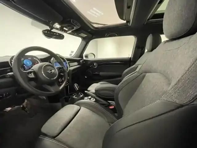 Occasion Mini Cooper 137 ch (100 kW) 2021 Noir Citadine