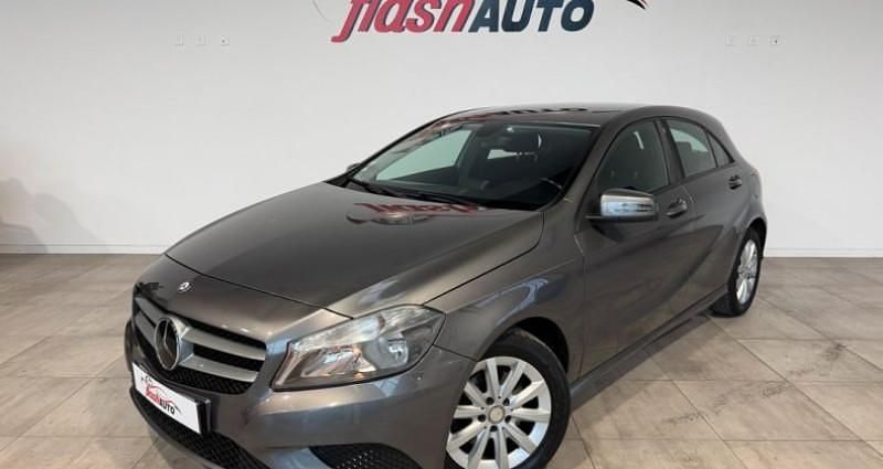 Gris Utilisé 2012 Mercedes A180 Berline | 9 900 € (Prix juste) - Image 1/4