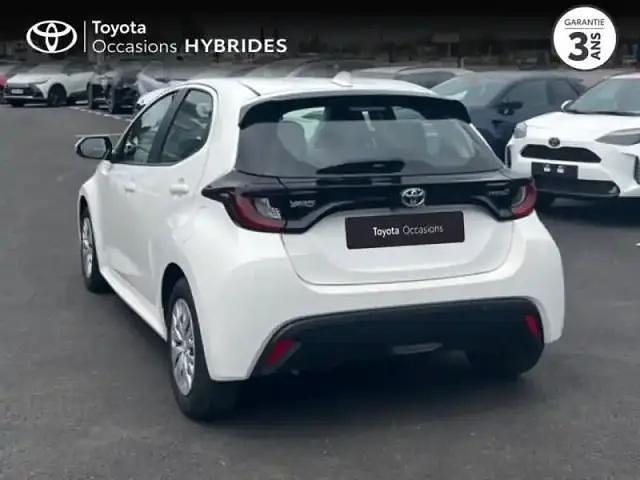 Occasion Toyota Yaris Hybrid 116 ch (85 kW) 2023 Blanc Berline