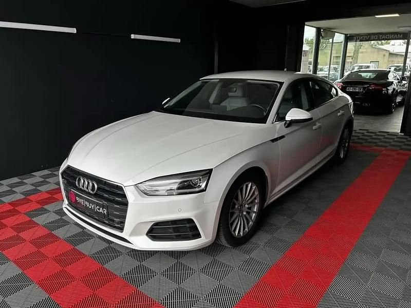 Blanc Utilisé 2018 Audi A5 Sport Coupé | 26 990 € (Prix juste) - Image 1/4
