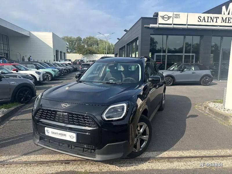 Noir Utilisé 2024 Mini Cooper Countryman Classic SUV | 34 990 € - Image 1/4