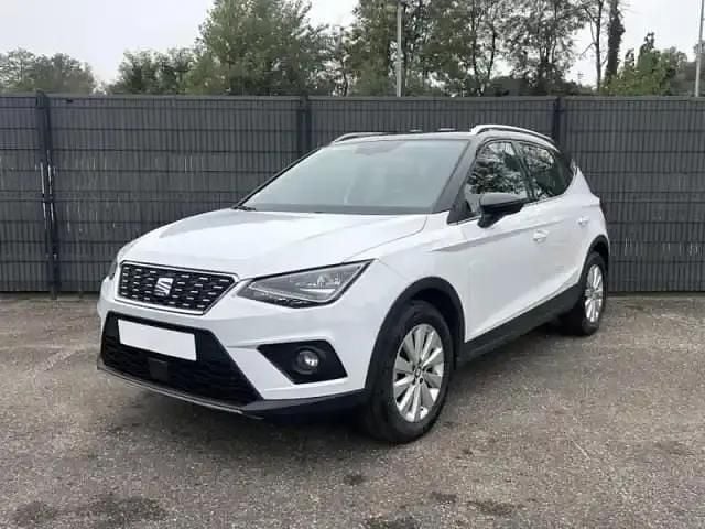 Blanc candy/toit noir minuit Occasion 2021 Seat Arona XCELLENCE SUV | 17 900 € (Prix juste) - Image 1/4